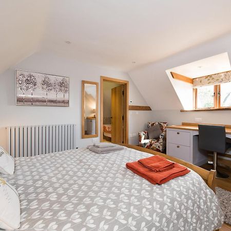 Exquisite Coach House Near Silverstone & Stowe Apartment Buckingham Bagian luar foto
