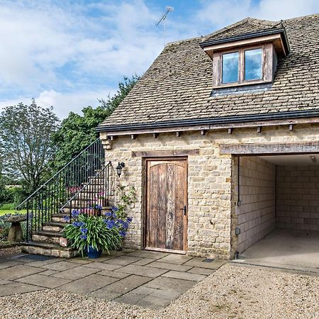 Exquisite Coach House Near Silverstone & Stowe Apartment Buckingham Bagian luar foto